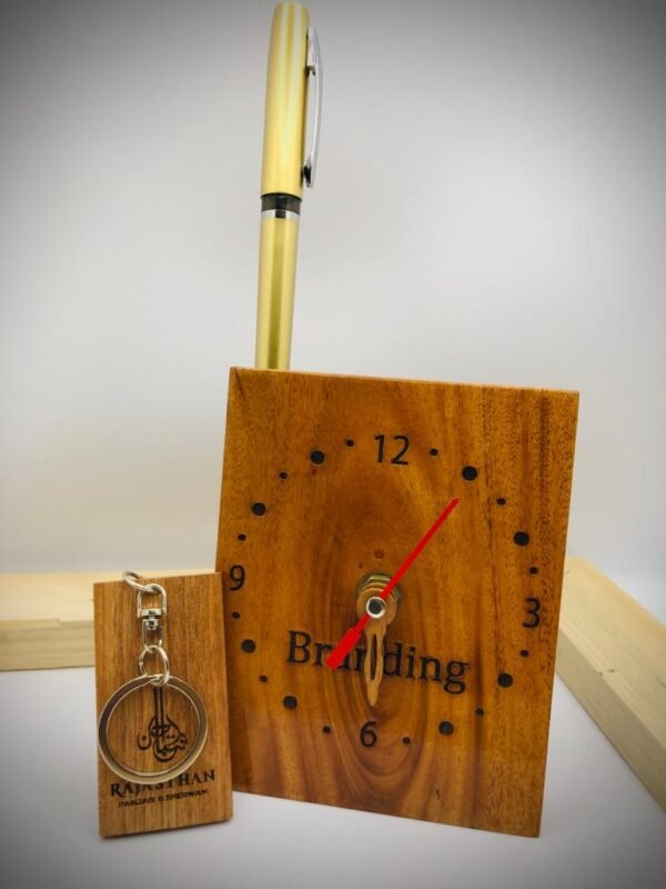 Wooden Desk Watch